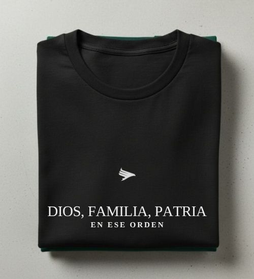 Camiseta Dios Familia y Patria - Image 7